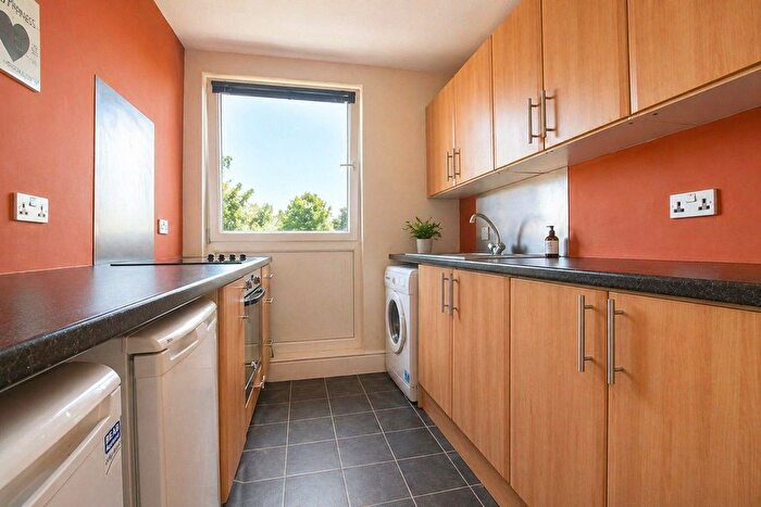 2 Bedroom Flat For Sale In Charlesway Court, Lea, PR2