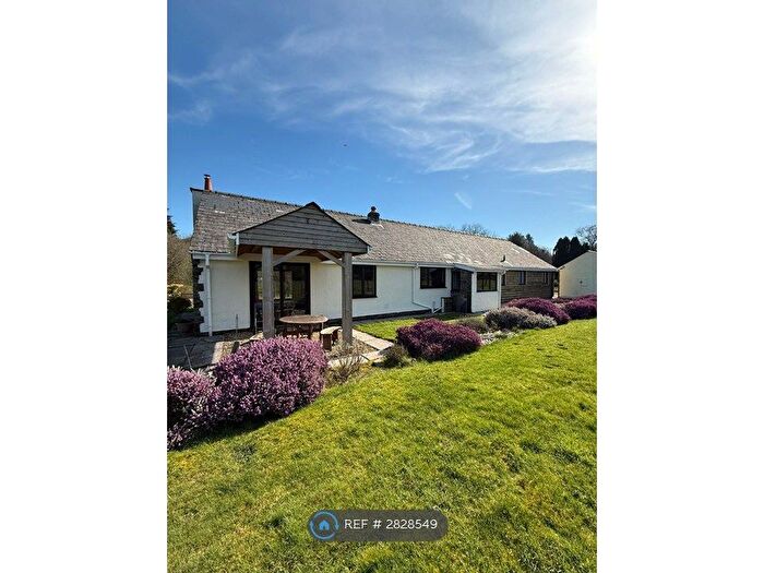 4 Bedroom Bungalow To Rent In Cray, Brecon, LD3