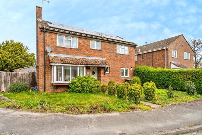 4 Bedroom Detached House For Sale In Barnetts Field, Chichester, West Sussex, PO20