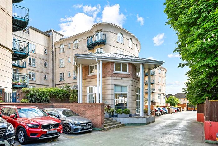 1 Bedroom Flat To Rent In Worple Road, Wimbledon, SW19