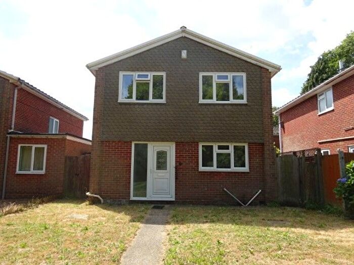 4 Bedroom Detached House To Rent In Lubbock Walk, Gillingham, ME8