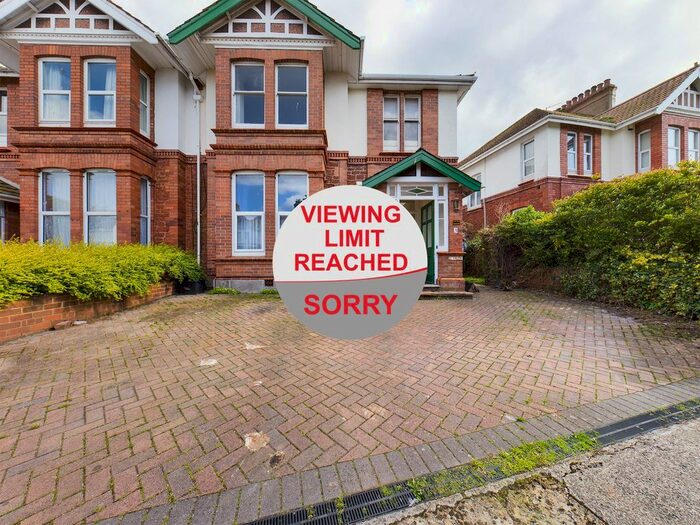 Houses to rent in Paignton, Torbay