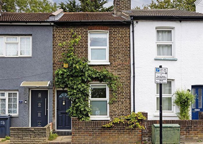 2 Bedroom Terraced House For Sale In Sussex Road, South Croydon, CR2