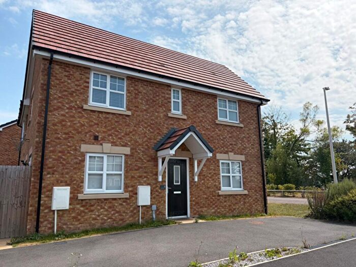 3 Bedroom Semi-Detached House For Sale In Worthington Avenue, Blackpool, Lancashire, FY4