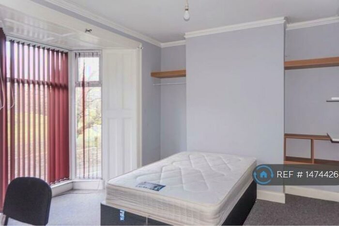 5 Bedroom Terraced House To Rent In Terrace Road, Swansea, SA1