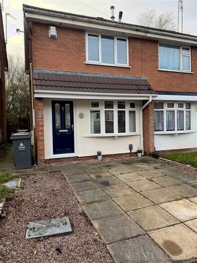 2 Bedroom Semi-Detached House To Rent In Devon Road, Willenhall WV13