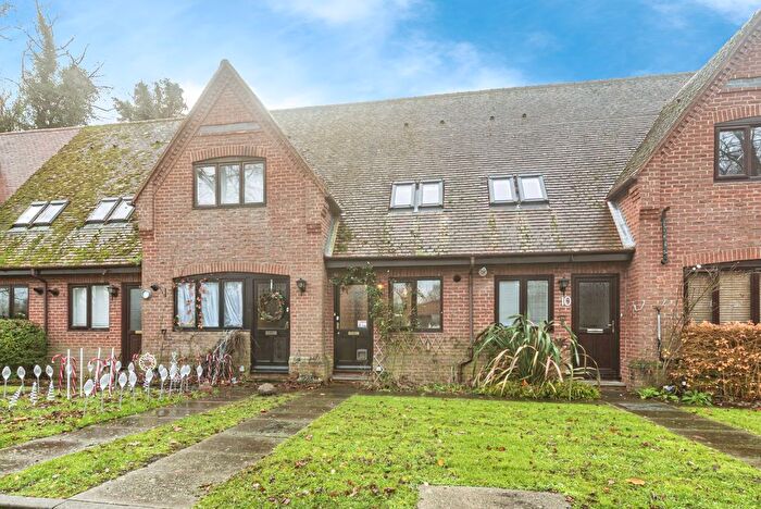 1 Bedroom Terraced House For Sale In Haywood Court, Reading, RG1