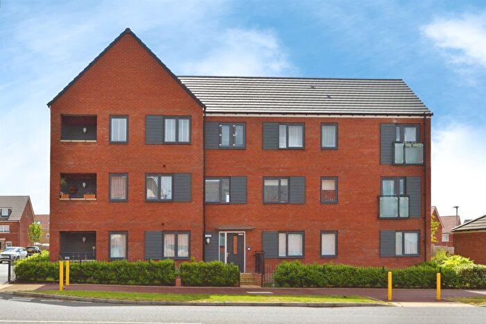 2 Bedroom Flat For Sale In Apollo Avenue, Fairfields, Milton Keynes, MK11