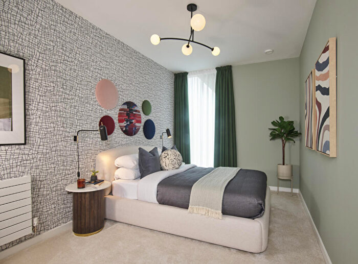 2 Bedroom Apartment For Sale In Cooks Road, Stratford, London, E15