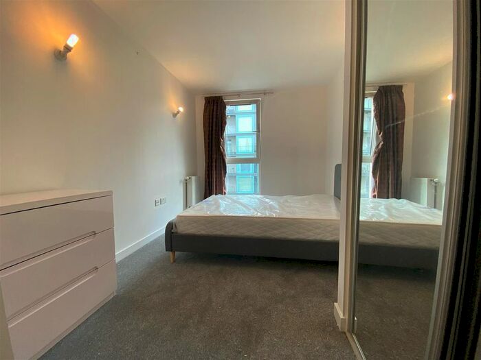 1 Bedroom Flat To Rent In Cardinal Building, High Point Village, Station Approach, UB3