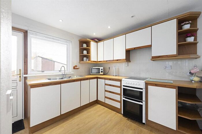 2 Bedroom Semi-Detached Bungalow For Sale In , James Robb Avenue, St. Andrews, KY16