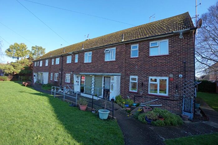 1 Bedroom Flat For Sale In Guildford Avenue, Westgate-On-Sea, Kent, CT8