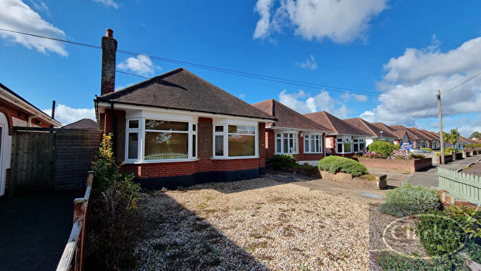3 Bedroom Detached Bungalow For Sale In Oswald Road, Bournemouth, BH9