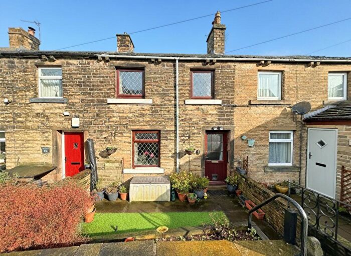 2 Bedroom Terraced House For Sale In Cockley Hill Lane, Huddersfield, HD5