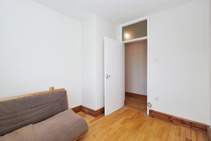 2 Bedroom Flat For Sale In Rosalind Court, Asgard Drive, Salford, Greater Manchester, M5