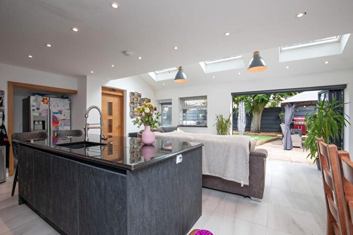 4 Bedroom Detached House For Sale In The Retreat, Bridgend, Bridgend County, CF31