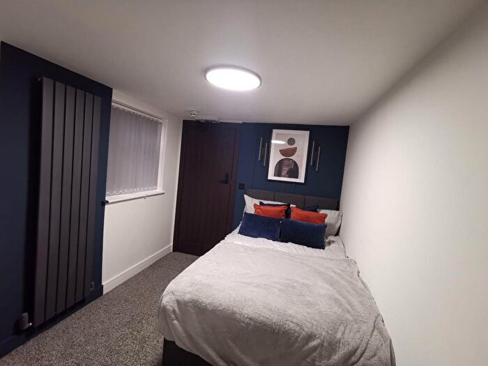1 Bedroom Studio To Rent In Belmont Road, Luton, Bedfordshire, LU1
