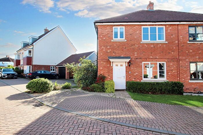 3 Bedroom Semi-Detached House To Rent In Town Farm Place, Ashford, TN24