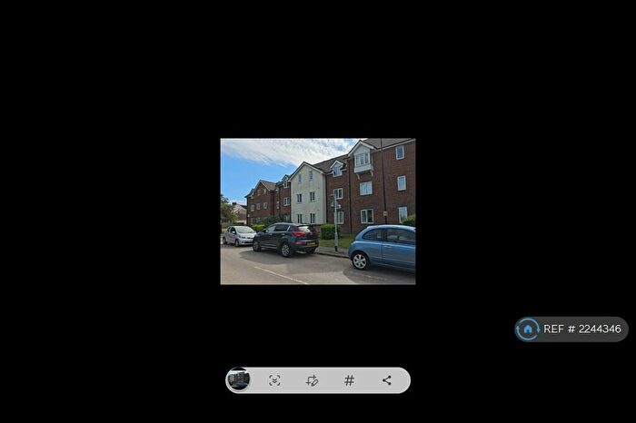 2 Bedroom Flat To Rent In Mandeville Court, London, E4