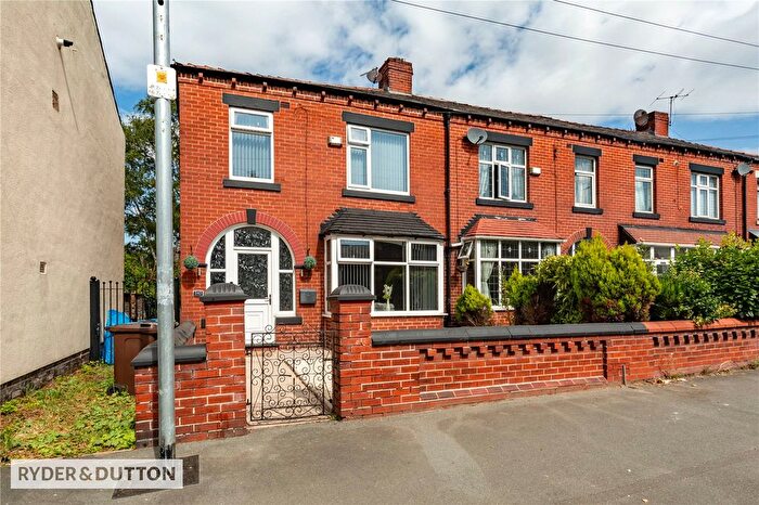 3 Bedroom Semi-Detached House For Sale In Shaw Road, Royton, Oldham, Greater Manchester, OL2