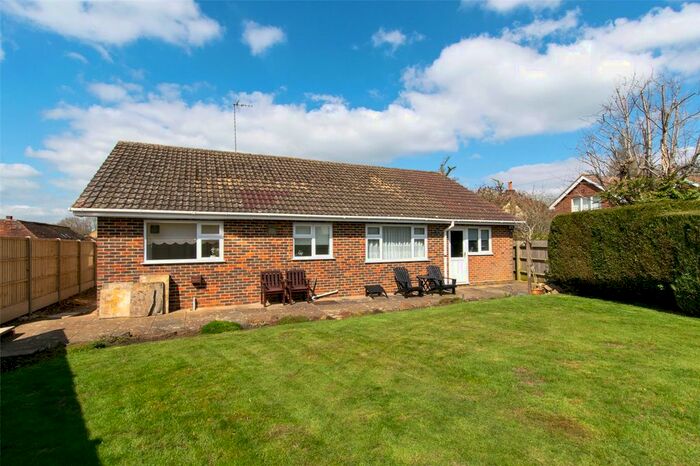 2 Bedroom Bungalow For Sale In Ivy Lane, Stewkley, Bedfordshire, LU7