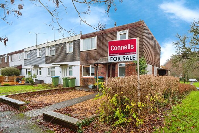 3 Bedroom End Of Terrace House For Sale In Arnheim Road, Southampton, SO16