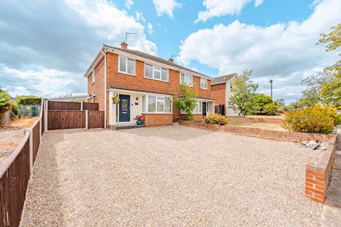 3 Bedroom Semi-Detached House For Sale In Conrad Road, Oulton Broad South, NR33