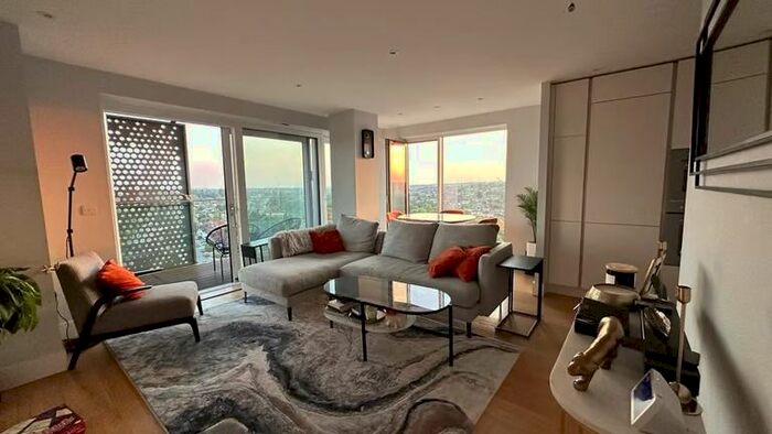 1 Bedroom Flat To Rent In Acton Walk, London, N20