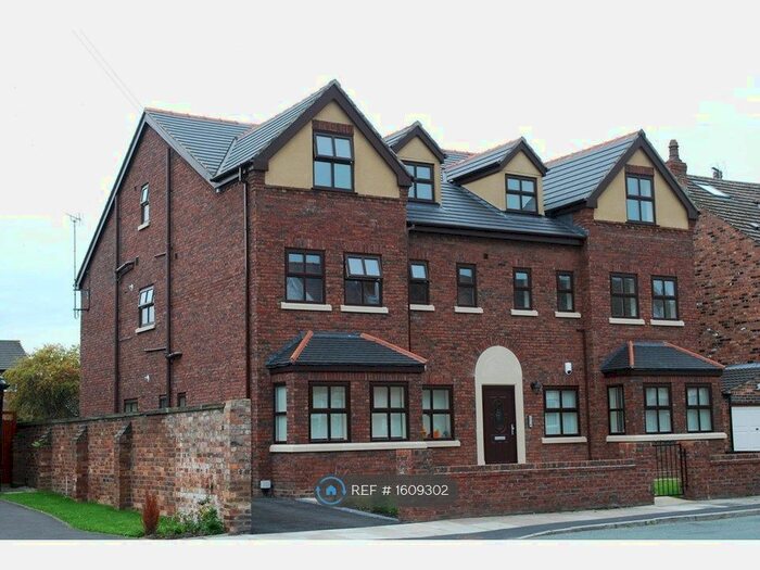 3 Bedroom Flat To Rent In Glenwyllin Road, Liverpool, L22