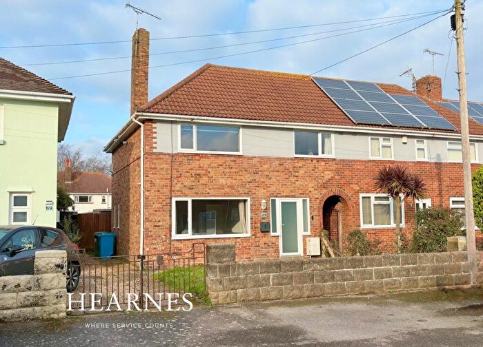 3 Bedroom Semi-Detached House For Sale In Rockley Road, Hamworthy, Poole, BH15