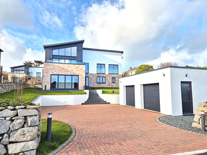 5 Bedroom Detached House For Sale In North Corner, Coverack, TR12
