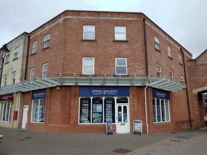 2 Bedroom Apartment To Rent In Godwin Court, Old Town, SN1