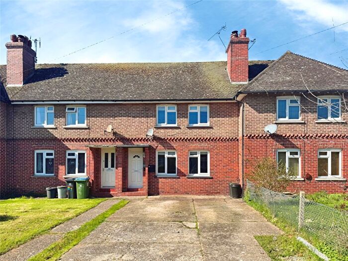 2 Bedroom Detached House For Sale In Palmer Road, Angmering, Littlehampton, BN16
