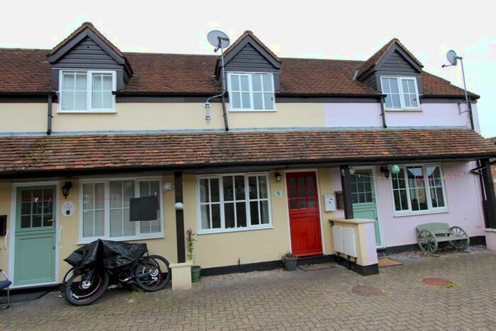 2 Bedroom Terraced House To Rent In Mulberry Court, High Street, Old Town, Hemel Hempstead, Hertfordshire, HP1