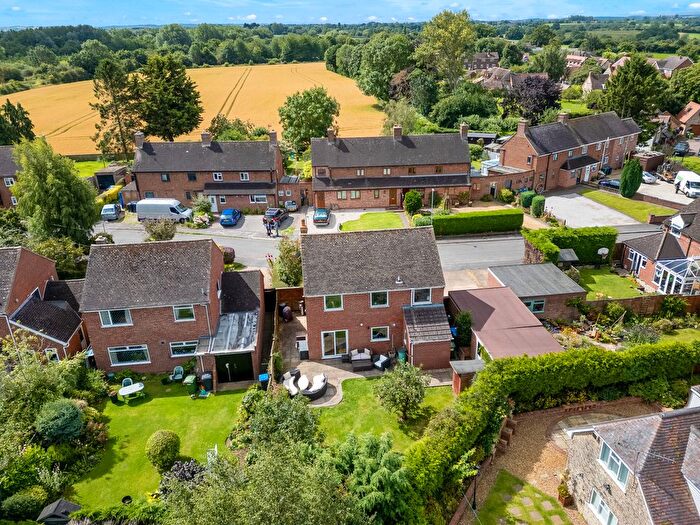 4 Bedroom Detached House For Sale In St. Michaels Close, Ufton, Warwickshire, CV33