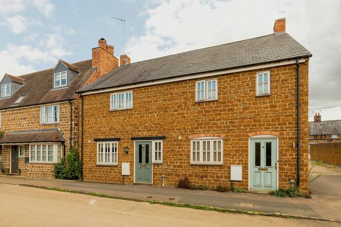 2 Bedroom Semi-Detached House For Sale In Back Lane, Tysoe, Warwick, Warwickshire, CV35