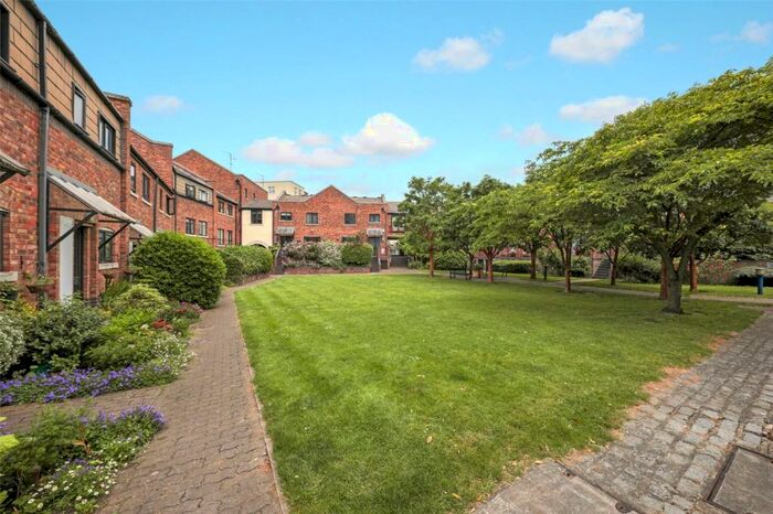 2 Bedroom Apartment To Rent In Prospect Place, Wapping Wall, London, E1W