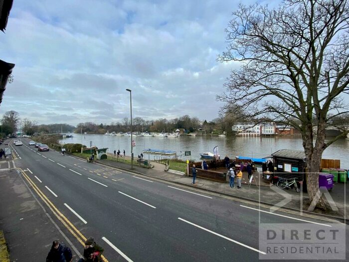 2 Bedroom Flat To Rent In Bridge Road, East Molesey, KT8