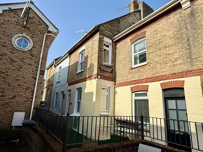 2 Bedroom Terraced House For Sale In Middleton Terrace, Cowes, PO31