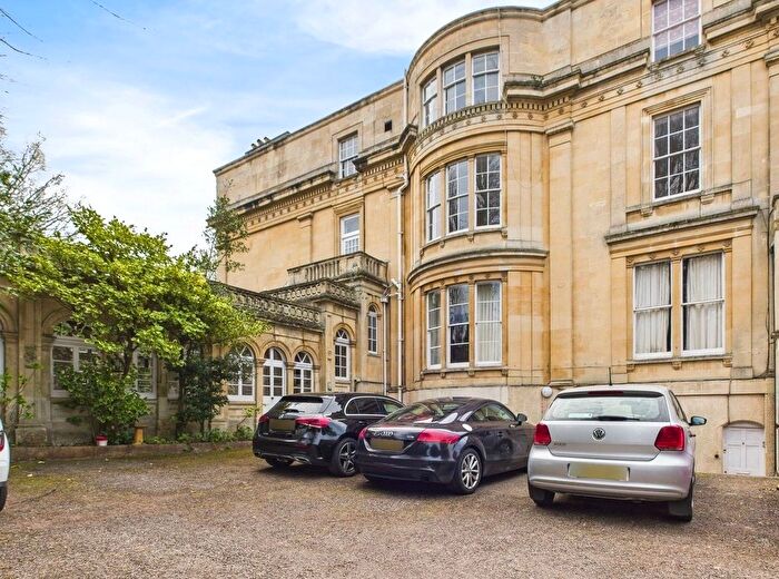 Studio To Rent In Clifton Park, Bristol, BS8