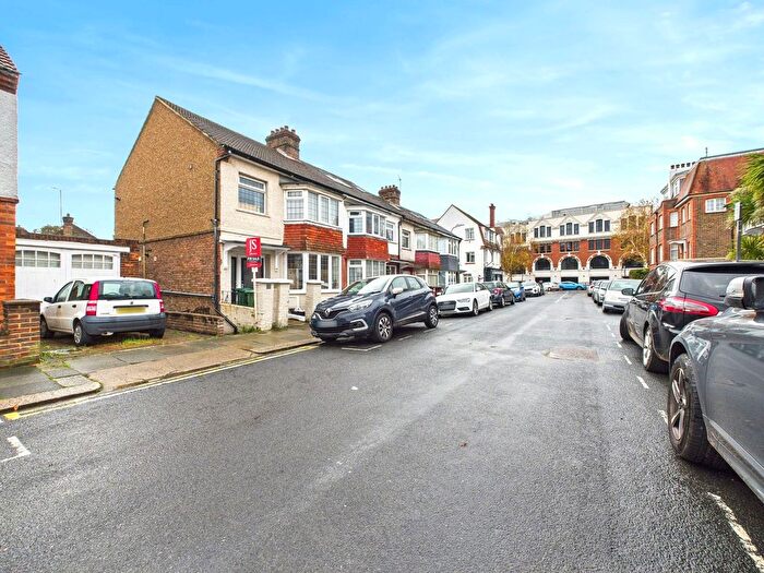 1 Bedroom Flat For Sale In Colbourne Road, Hove, BN3