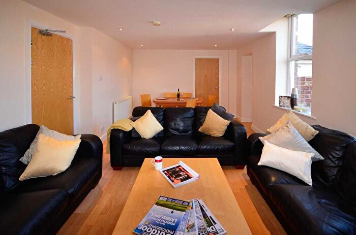 6 Bedroom Maisonette To Rent In Oakland Road, Newcastle Upon Tyne, NE2