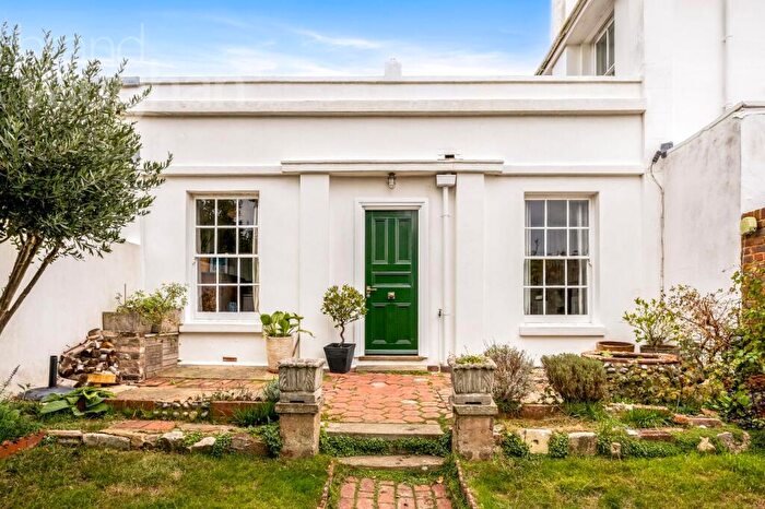 3 Bedroom House For Sale In Vine Place, Brighton, BN1