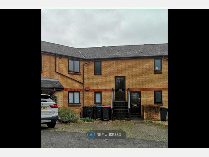 2 Bedroom Flat To Rent In Church Street, New Bradwell, Milton Keynes MK13