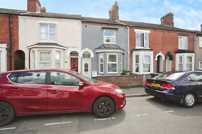 3 Bedroom House To Rent In Abbey Street, Rugby, CV21