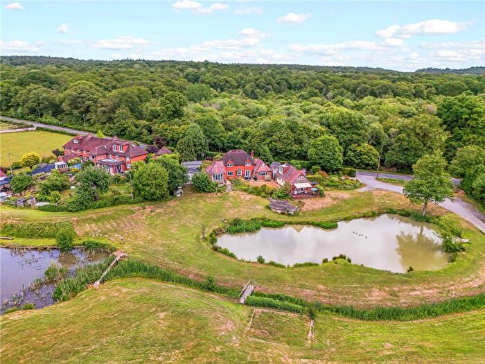 7 Bedroom Detached House For Sale In Frith End, Hampshire, GU35