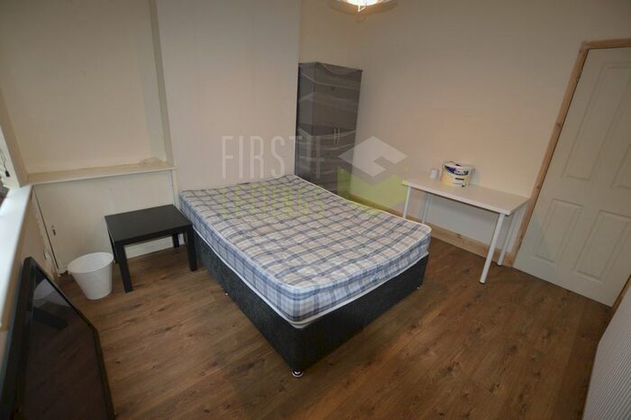 4 Bedroom Terraced House To Rent In Warren Street, West End, LE3