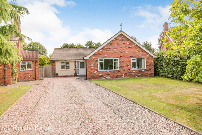 3 Bedroom Bungalow For Sale In Linksway, Congleton, Cheshire, CW12