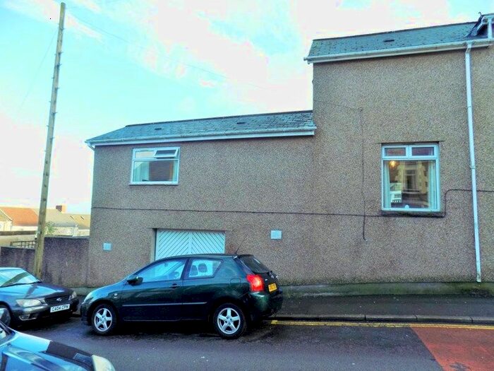 1 Bedroom Property To Rent In Park Crescent, Bargoed CF81