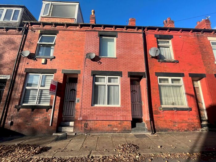 4 Bedroom Terraced House To Rent In Nowell Mount, Leeds, LS9